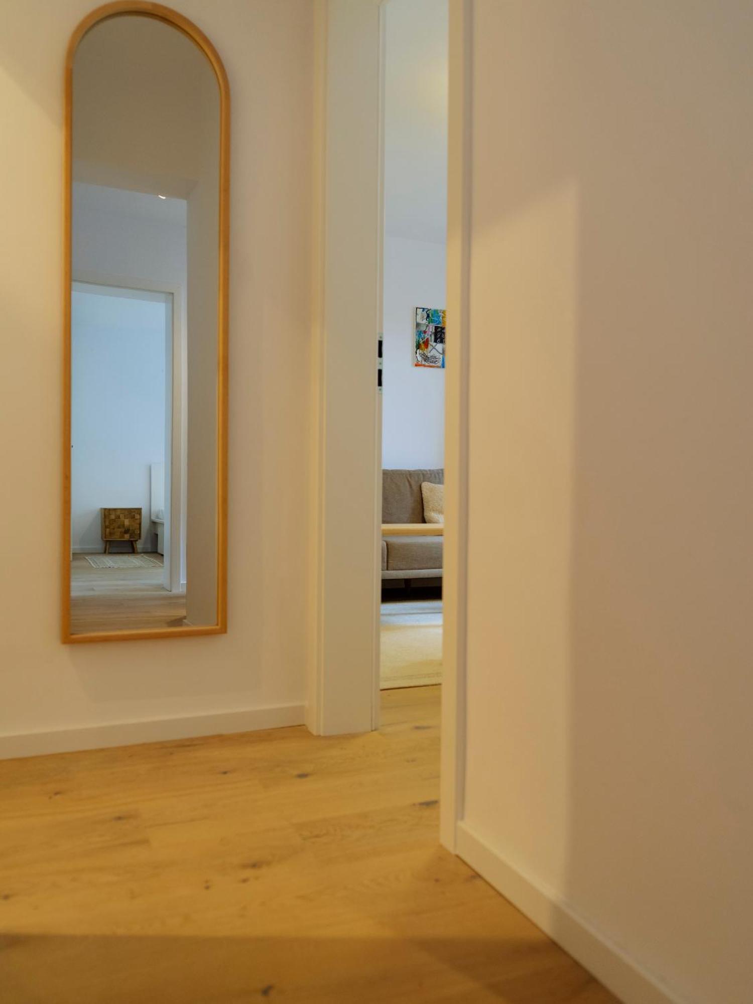 בראשוב Cozy Central Apartment Near The Forest מראה חיצוני תמונה